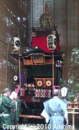 赤坂氷川祭の江戸型山車（2009年）