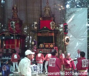 赤坂氷川祭の江戸型山車（2009年）